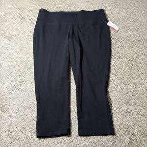 NWT LIVI  Women’s Black Capri Leggings High Rise Stretch Activewear Lounge 18/20